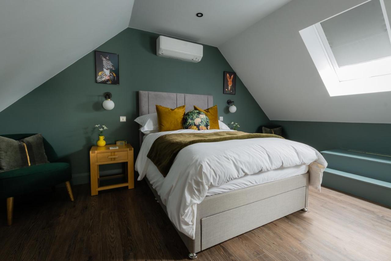 Stylish One Bedroom Cotswold Coach House Tetbury Esterno foto