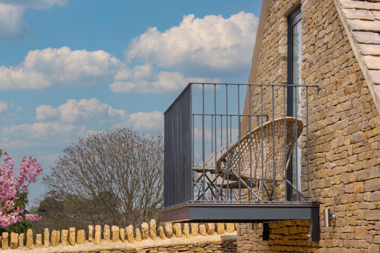 Stylish One Bedroom Cotswold Coach House Tetbury Esterno foto